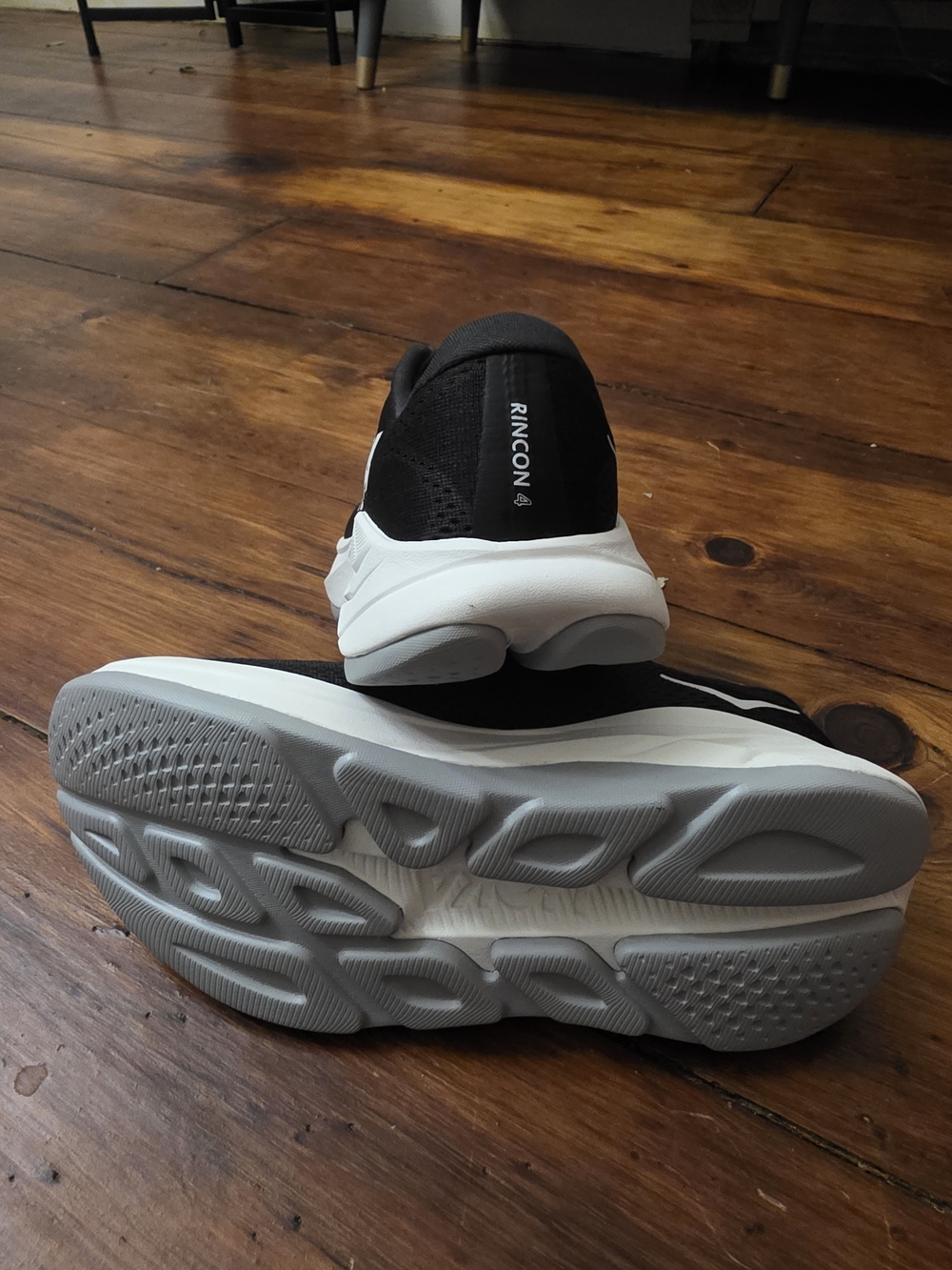 HOKA Rincon Black And White Women’s Size 6B Running Shoes Sneakers Brand New - Picture 5 of 6